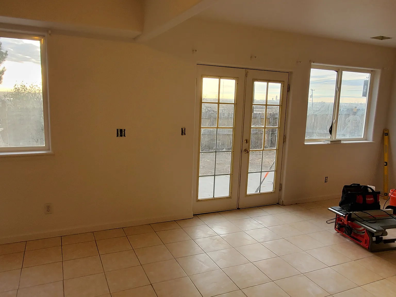1 bed, 1300 sqft, $1,399 — Photo 1