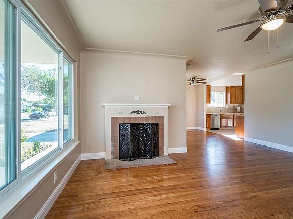 4th image of 213 W Fedora Ave