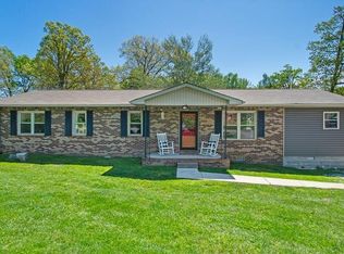 1029 Phillips Dr, Monterey, TN 38574