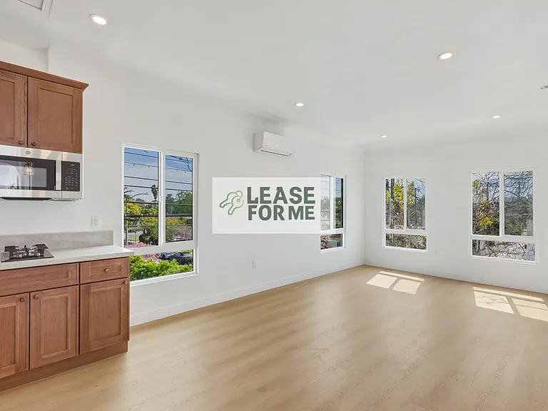 8959 W Hargis St #2 — Photo 7