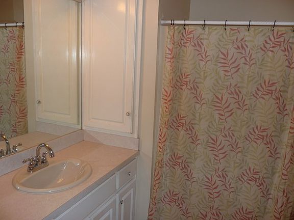 4th image of 3200 Karen Ct