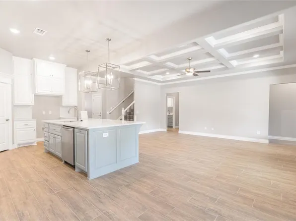 3132 Porter Dr, Edmond, OK 73012