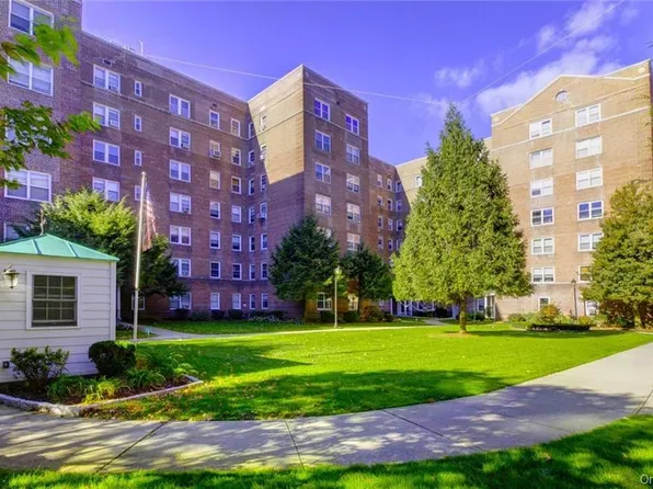 90 BRYANT Avenue #Croydon-2.C, White Plains, NY 10605