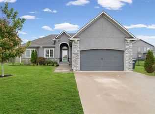 4812 SW 5th St, Blue Springs, MO 64014