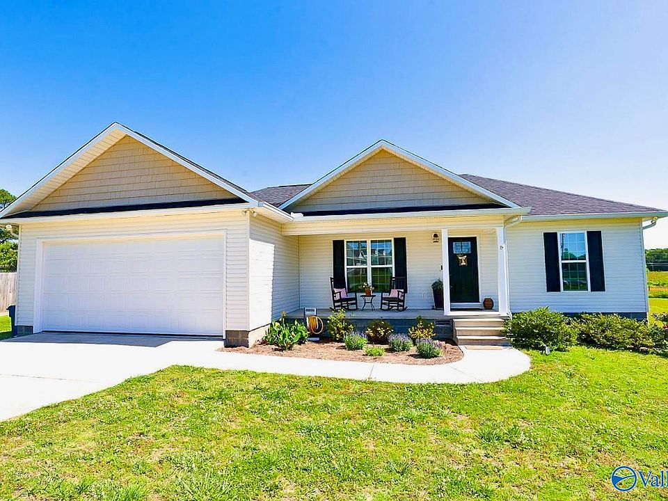 1st image of 444 Granite Cir