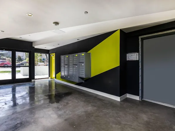 241 N Lake St #503, Los Angeles, CA 90026