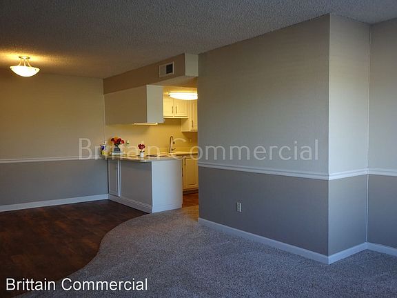 3rd image of 4948 Stamas Ln APT 12