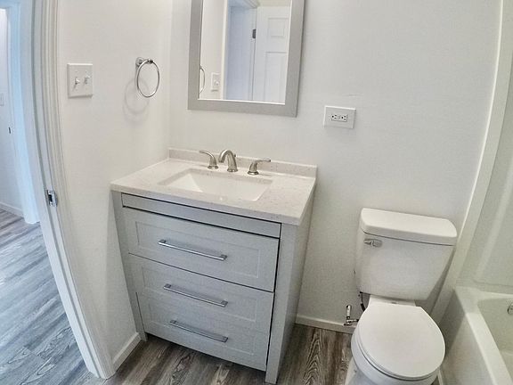 3rd image of 336 Sheridan Ave