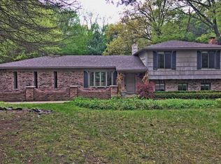 2005 Glencoe St, Commerce Township, MI 48390