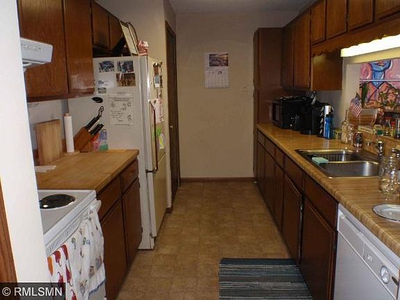 4th image of 43 2nd Ave SE APT 204