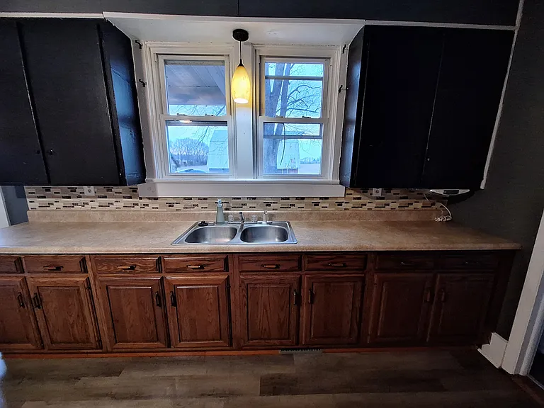 5325 Smithland Rd — Photo 2
