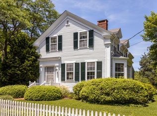 24 William St, Tisbury, MA 02568