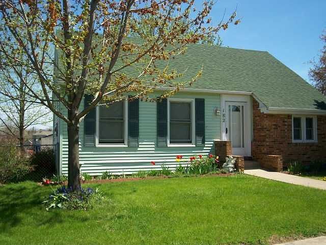Cute Cape Cod