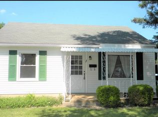 (Undisclosed Address), Jacksonville, IL 62650