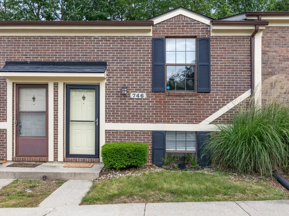 746 Spring Meadows Dr, Lexington, KY 40504