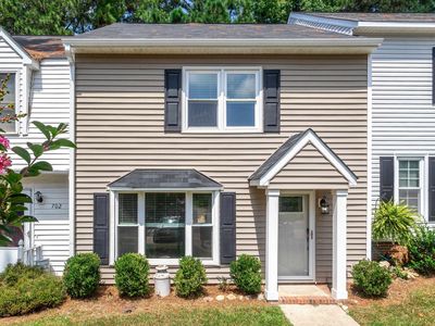 700 John St, Clayton, NC, 27520