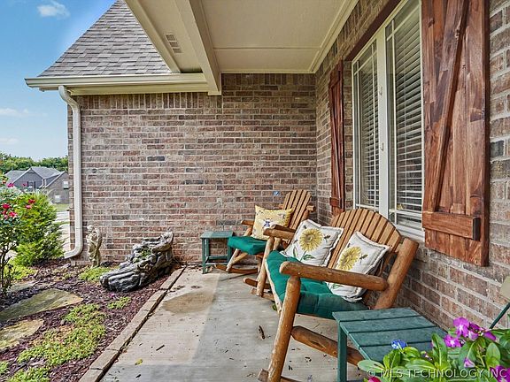 5th image of 14559 S Courtney Ln