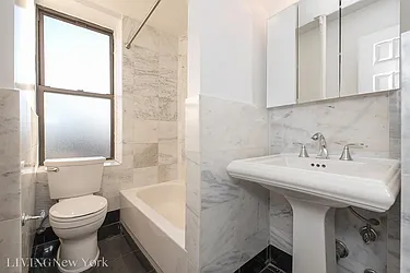 Rented by Living New York