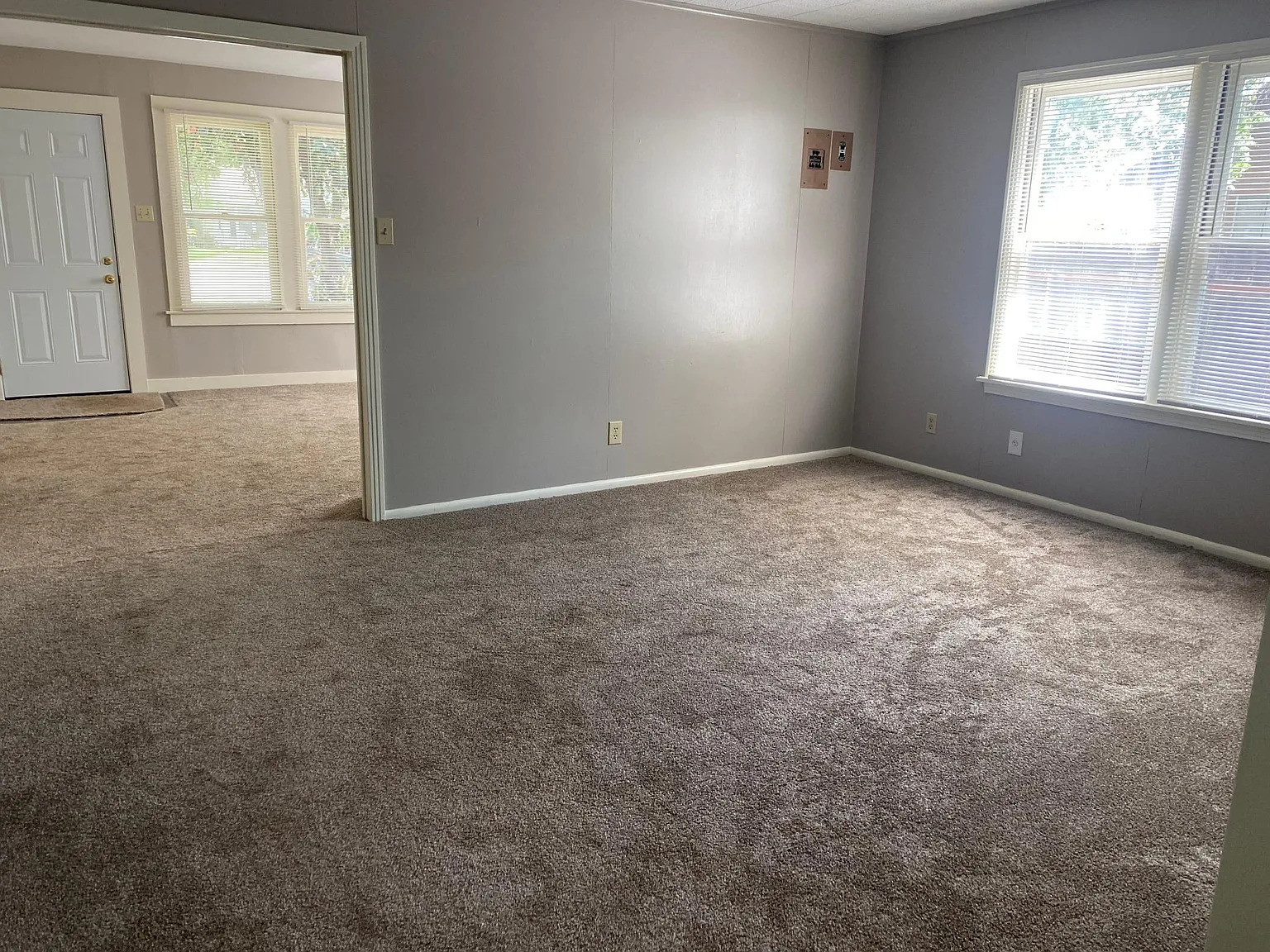 3 bed, 1698 sqft, $1,300 — Photo 4