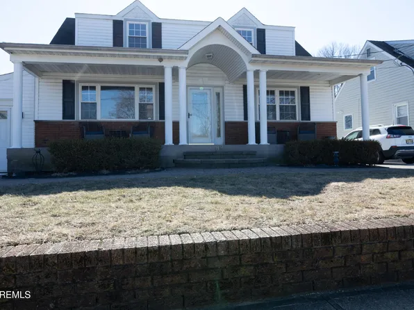 88 Jackson Street, Keyport, NJ 07735