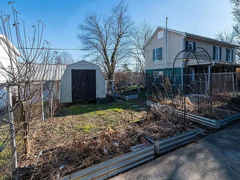 120 Cedar St — Photo 14