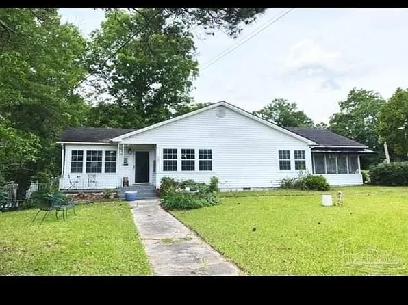 306 S Main St, Evergreen, AL 36401