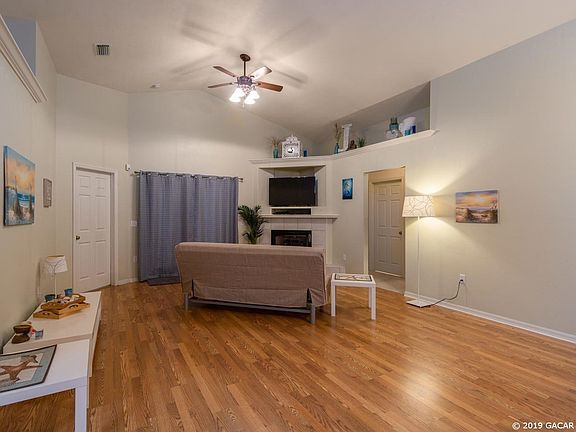 4th image of 2122 NW 52nd Pl