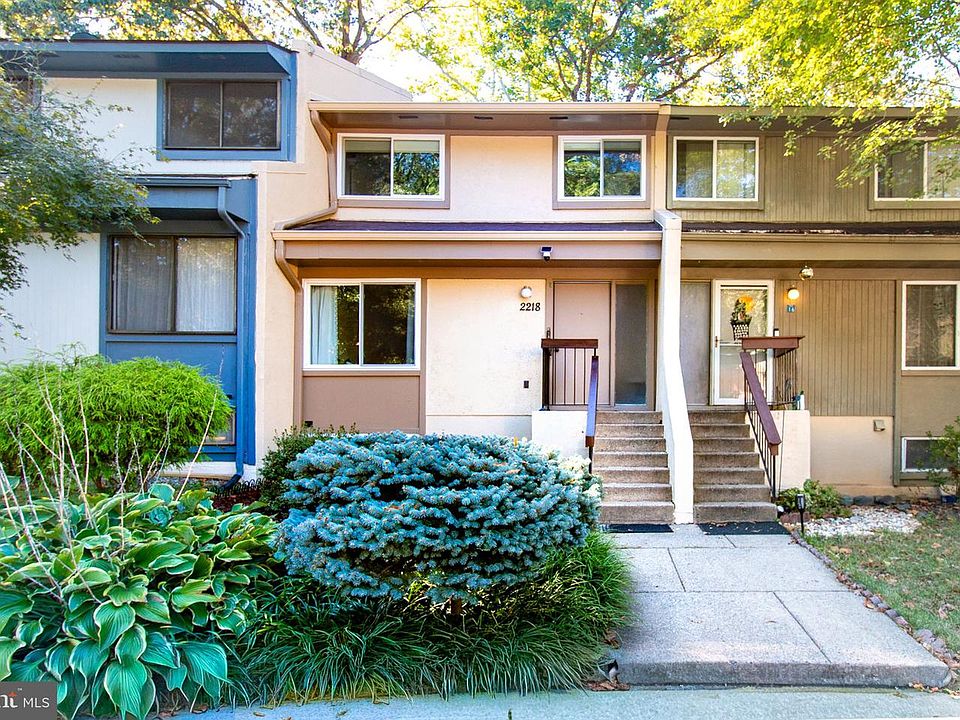 1st image of 2218 White Cornus Ln