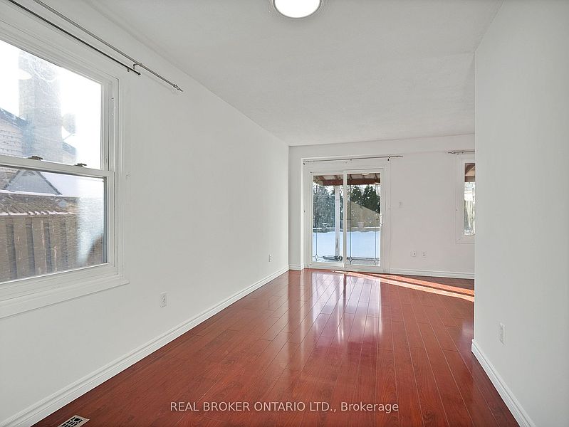 Mississauga House for rent - 3 Bedrooms — photo 3
