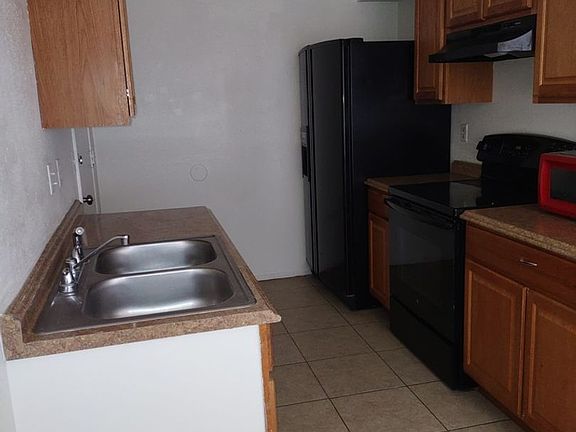 3rd image of 6842 N 81st Ln