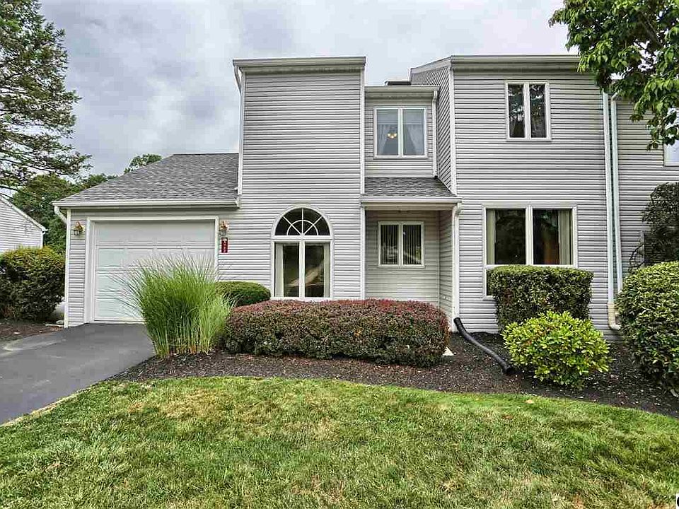 1st image of 1722 Creek Vista Dr