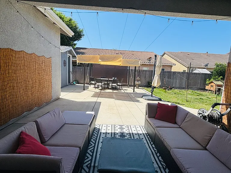 2368 Aviles — Photo 15