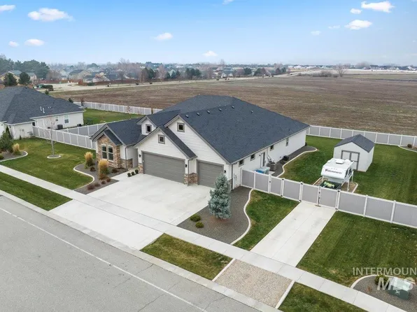2061 Nordic Ave, Middleton, ID 83644