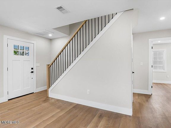 5th image of 28 Fayette Lane
