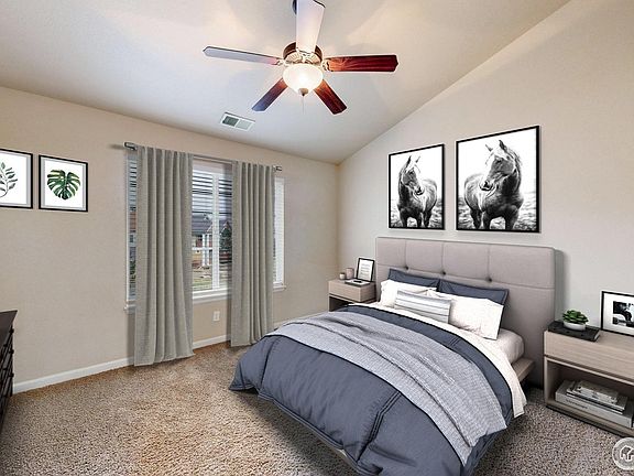 3rd image of 4845 Hahns Peak Dr #202