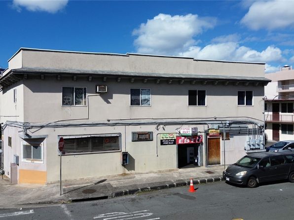 honolulu-hawaii-306381609 picture