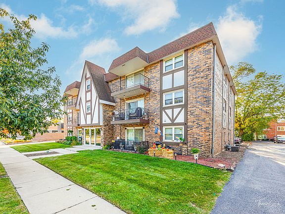 2nd image of 11036 S Kilpatrick Ave APT 2SE
