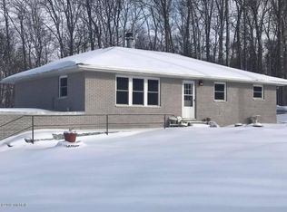 3760 W Hallett Rd, Hillsdale, MI 49242