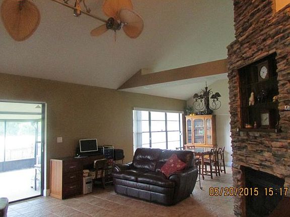 3rd image of 373 Goldstone Ct