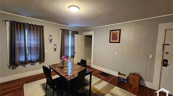 32 Granite St #2L — Photo 2