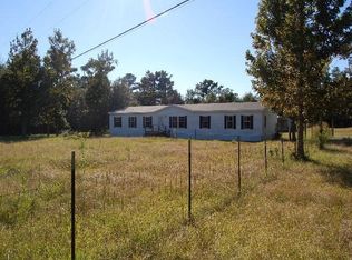 8514 Cuevas Town Rd, Picayune, MS 39466