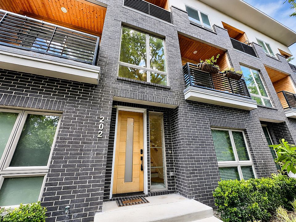 1st image of 2620 Valley View Ln #202