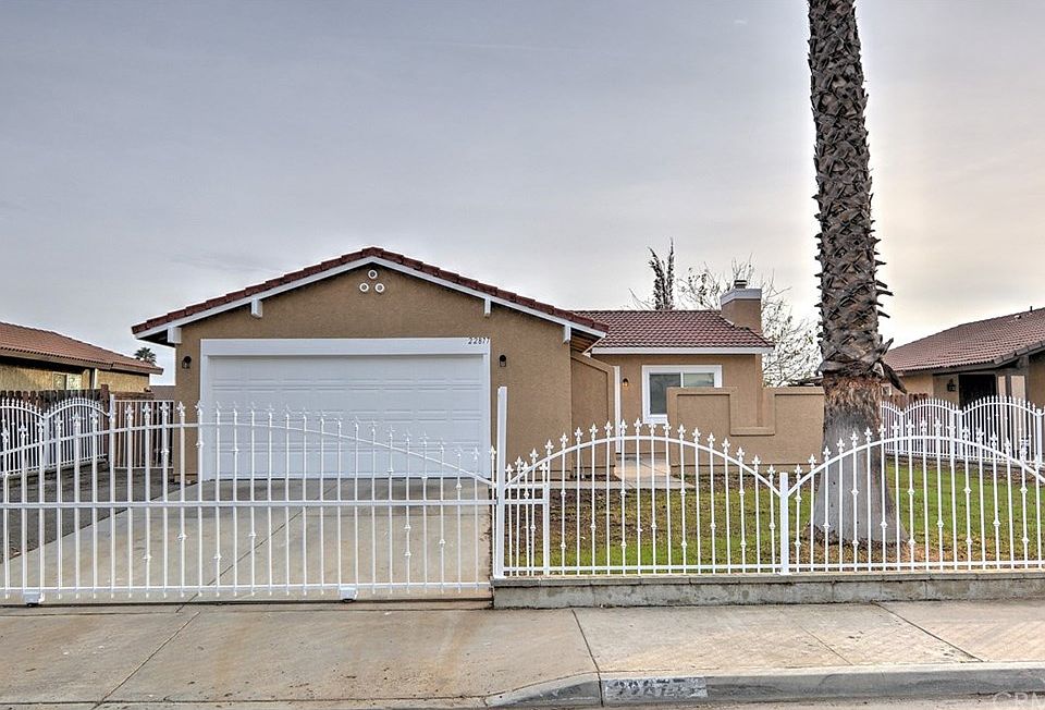 1st image of 22877 Dracaea Ave