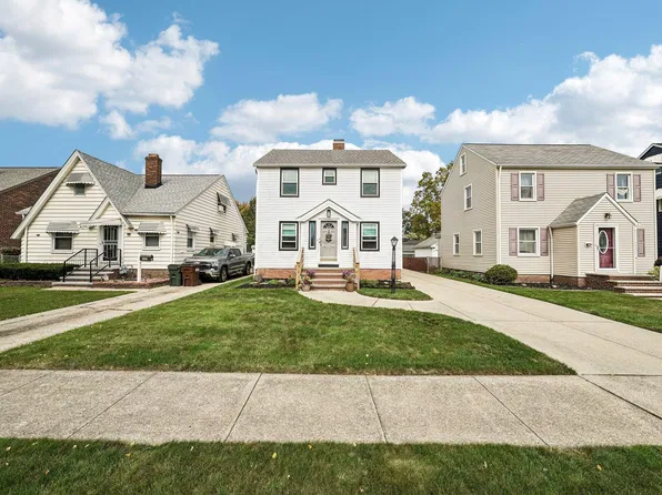 2902 Lincoln Ave, Parma, OH 44134
