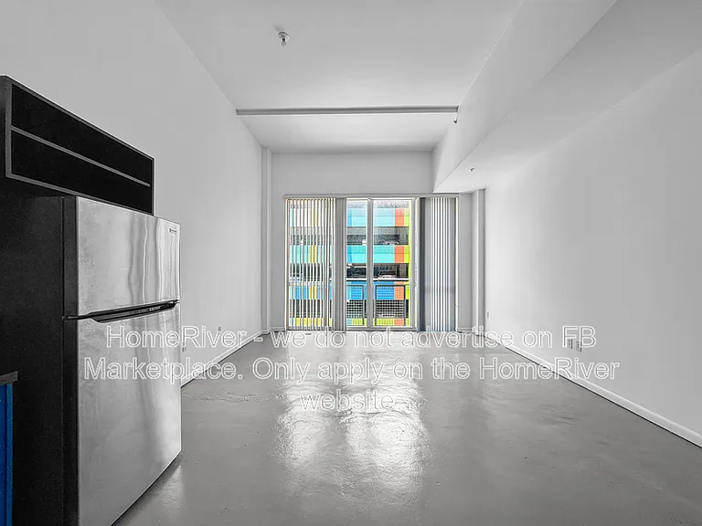 253 NE 2nd St #313 — Photo 2