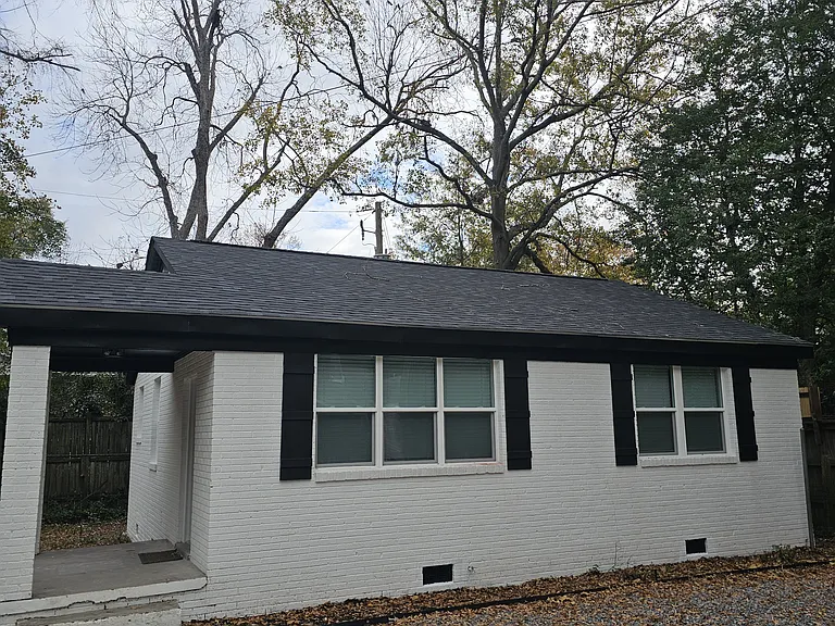 830 S Kilbourne Rd — Photo 1