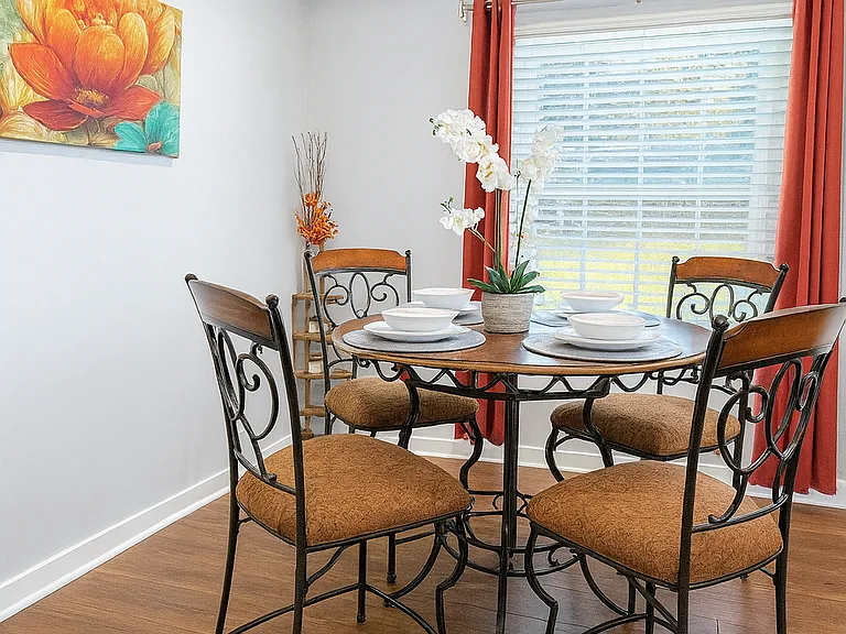 445 Short Hills Dr — Photo 42