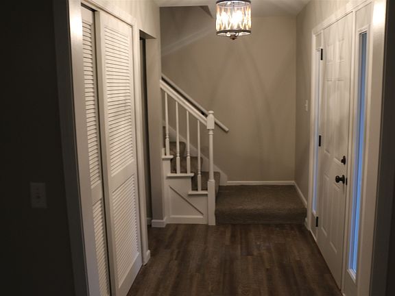 3rd image of 3126 Devereux Dr