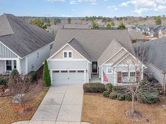 2nd image of 105 Coventry Ln