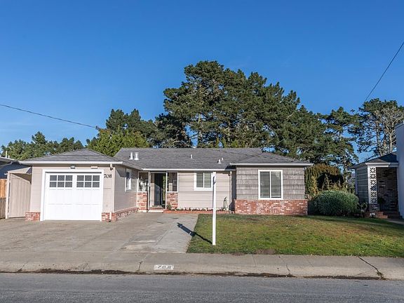 2nd image of 708 Larchmont Dr